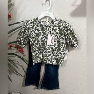 Jessica Simpson 2 piece set